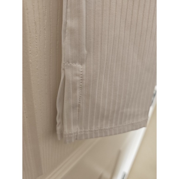 NWT ELEVEN By Venus Williams Love to Love Rib Tee "White", Size Medium, MSRP $58 - Picture 2 of 7